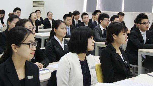桂林銀行管理培訓(xùn)生待遇怎么樣？管理培訓(xùn)生主要工作做什么？