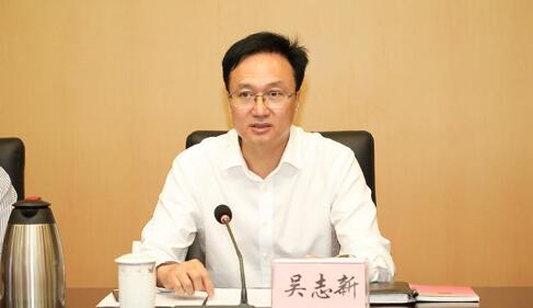 吳志新簡歷：欽州市人大副主任吳志新，曾任欽州市政府、市人大秘書長