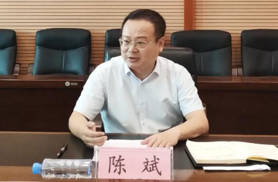 陳斌簡歷：河池市環(huán)江縣委書記陳斌，曾任河池市政府黨組成員、秘書長，統(tǒng)計局局長
